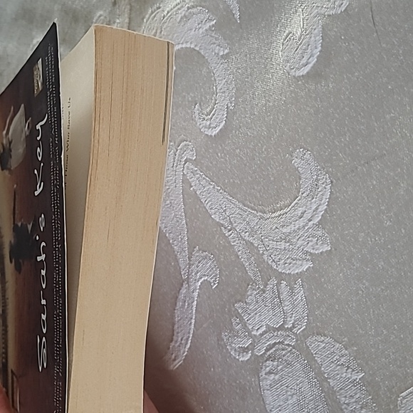 Sarah's Key by Tatiana De Rosnay - Picture 3 of 3